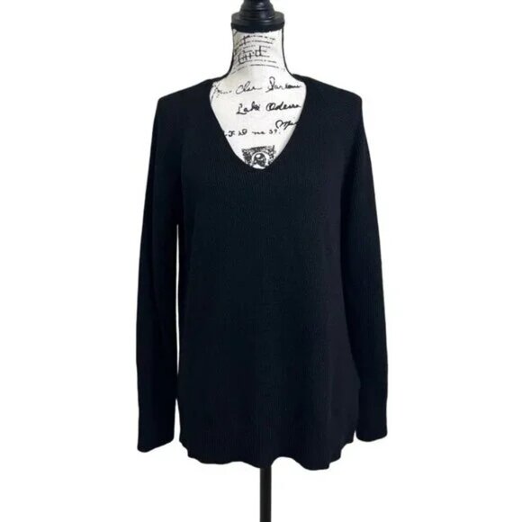 Athleta Hanover black long sleeve v neck sweater merino wool Large cozy soft - Picture 2 of 3